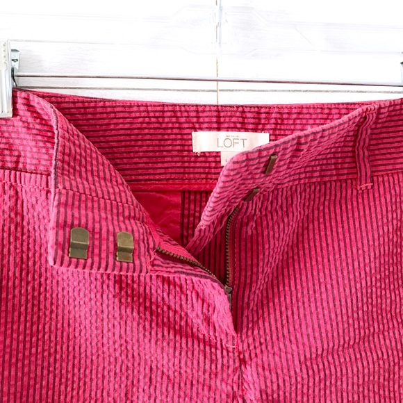 ❌SOLD❌ LOFT Red Blue Striped Seersucker Shorts - Picture 5 of 8